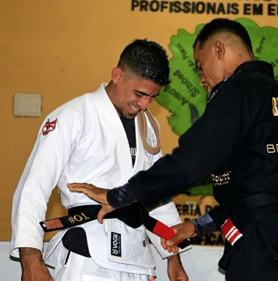 Wendder Paiva torna-se o primeiro faixa preta de jiu-jitsu de Jaicóis