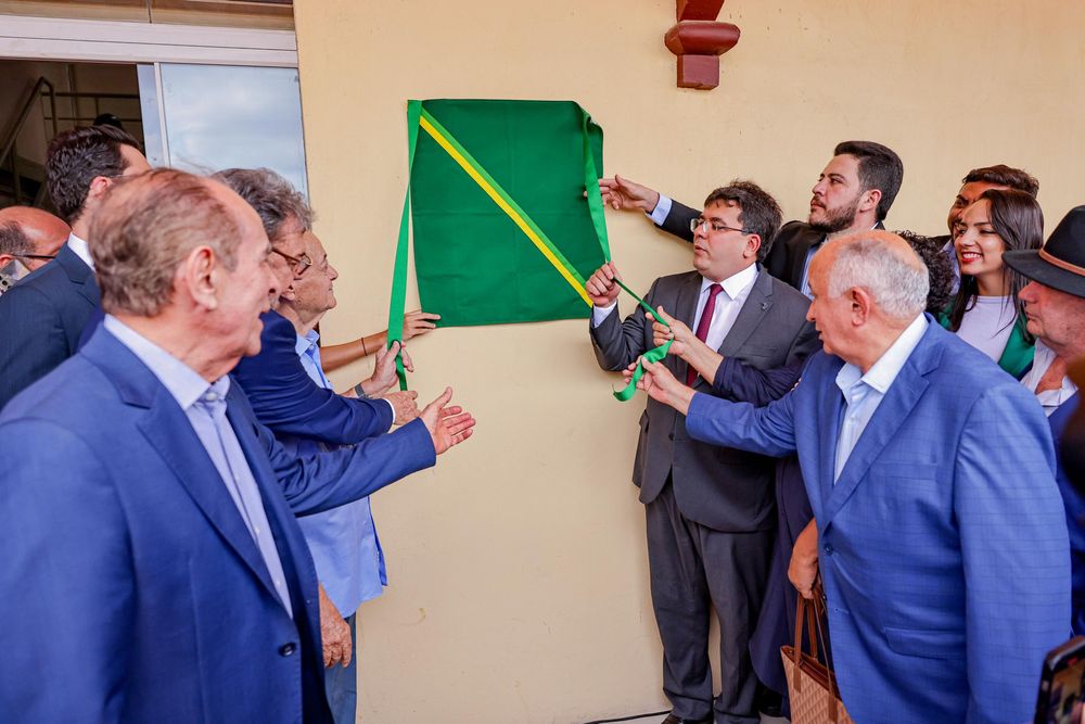 Inauguração da Estação Ferroviária de Teresina e assinatura do contrato junto à Caixa Econômica Federal