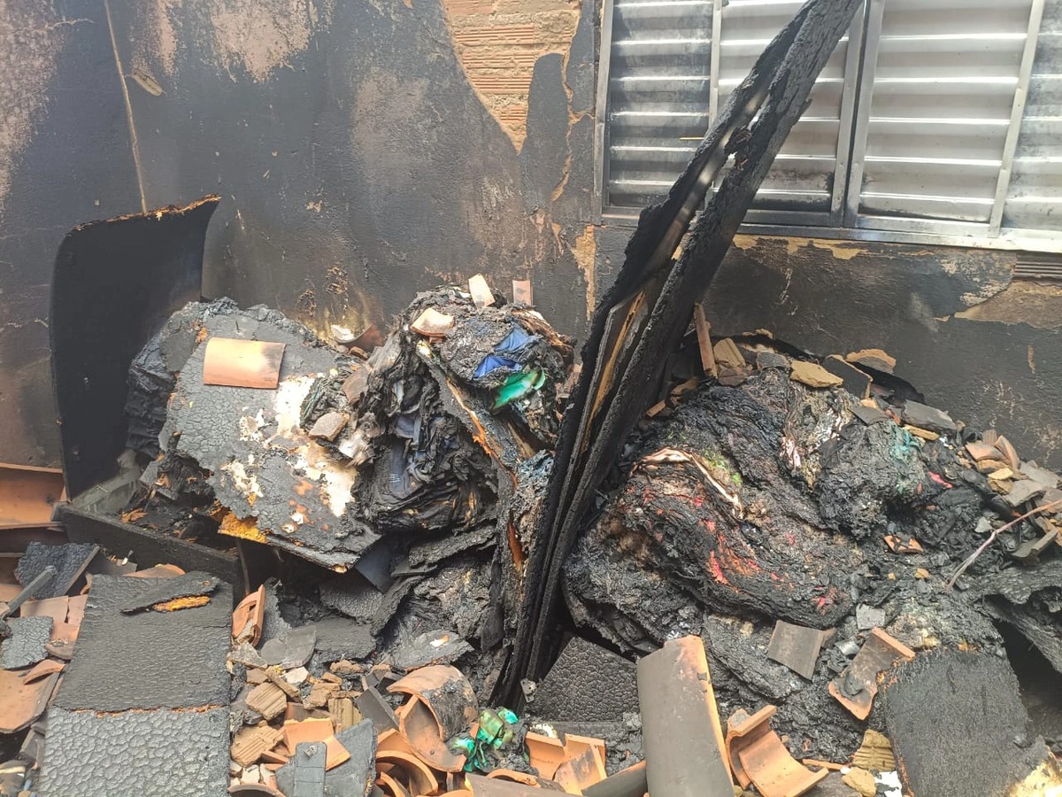 Casa da vítima ficou destruída em Dom Expedito Lopes