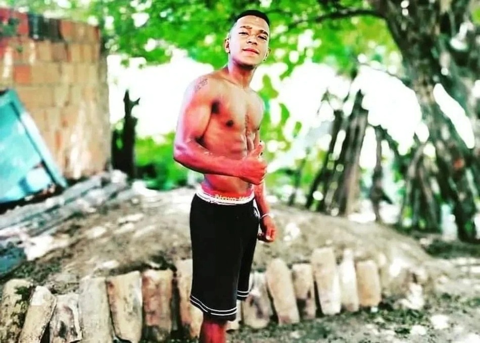 Douglas de Sousa Araújo