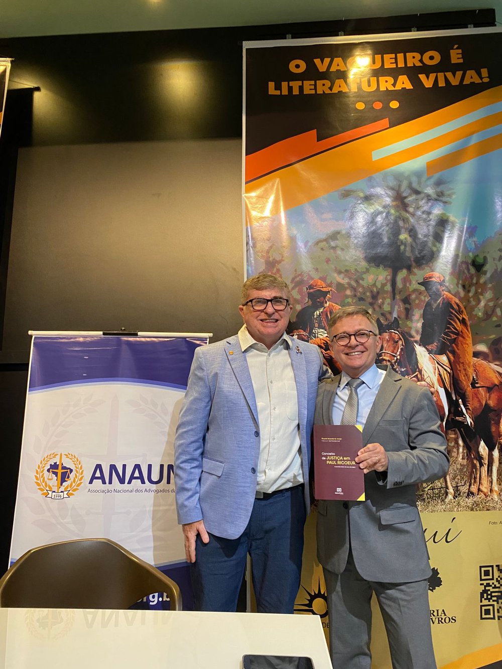 Ricardo Resende e Niomar Nogueira, presidente da Anauni (Foto: Arquivo Pessoal / Ricardo Resende)