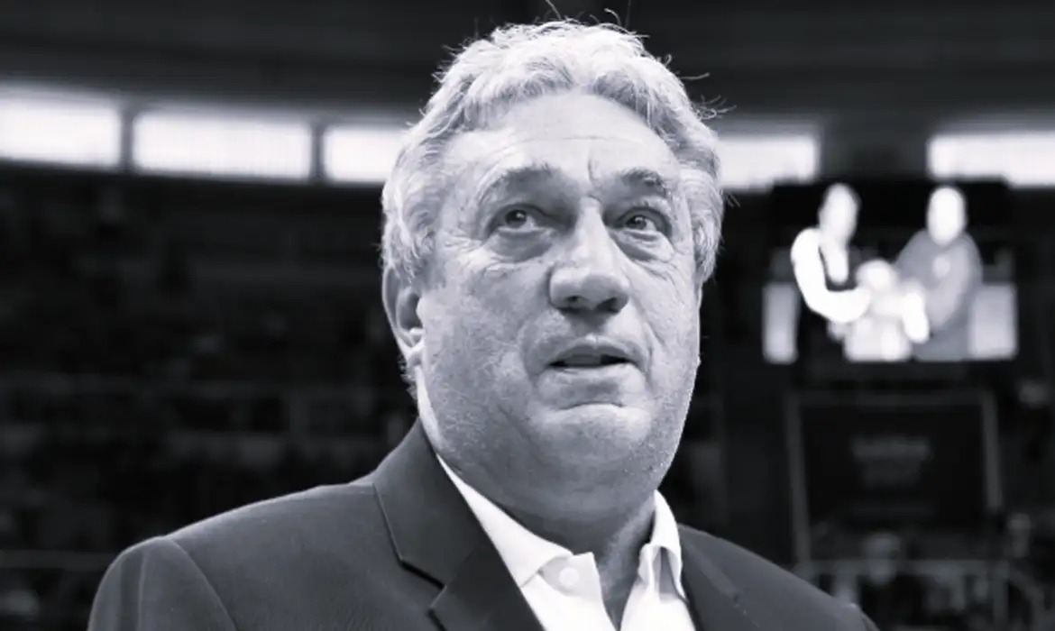 Técnico Cláudio Mortari