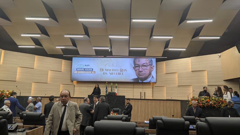 Registros da Sessão Solene em homenagem ao centenário do Dep. Humberto Reis da Silveira, no plenário da Assembleia Legislativa do Estado do Piauí. (Foto: Reprodução) Registros da Sessão Solene em homenagem ao centenário do Dep. Humberto Reis da Silveira, no plenário da Assembleia Legislativa do Estado do Piauí. (Foto: Reprodução)