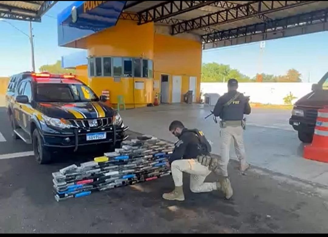 PRF apreende 139 kg de cocaína