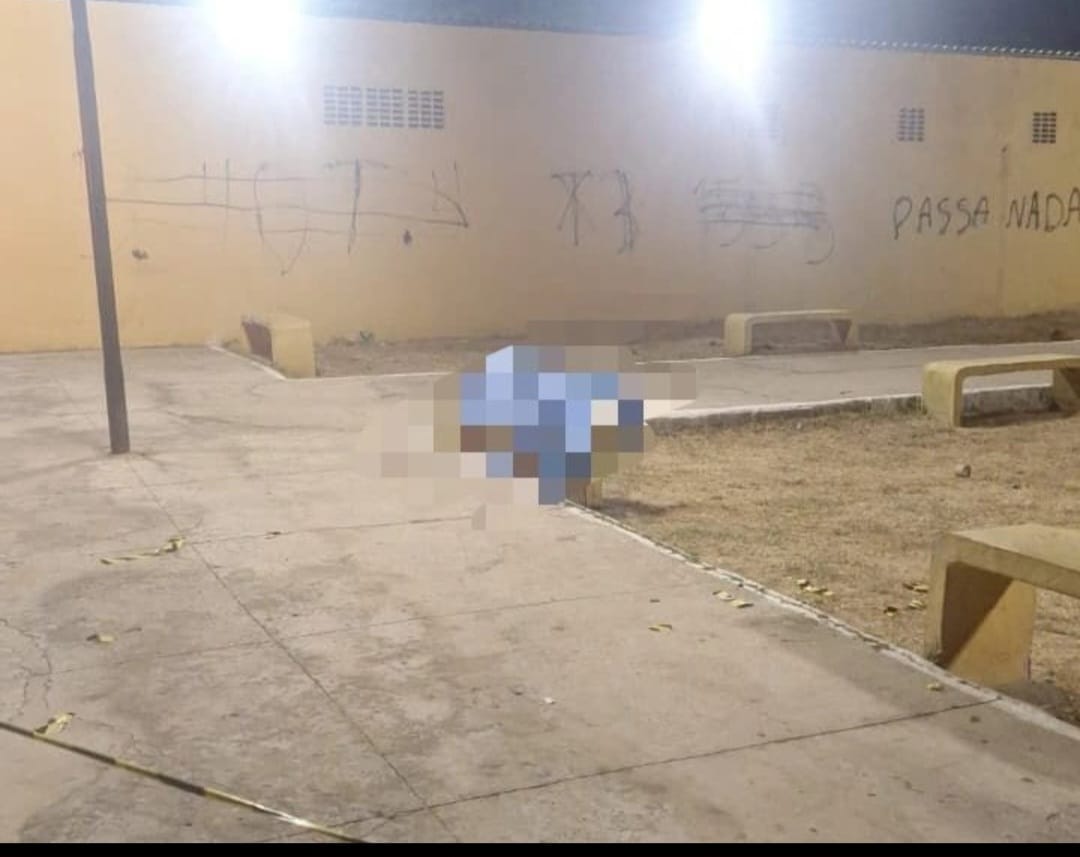 Adolescente é morto a tiros em praça na zona leste de Teresina