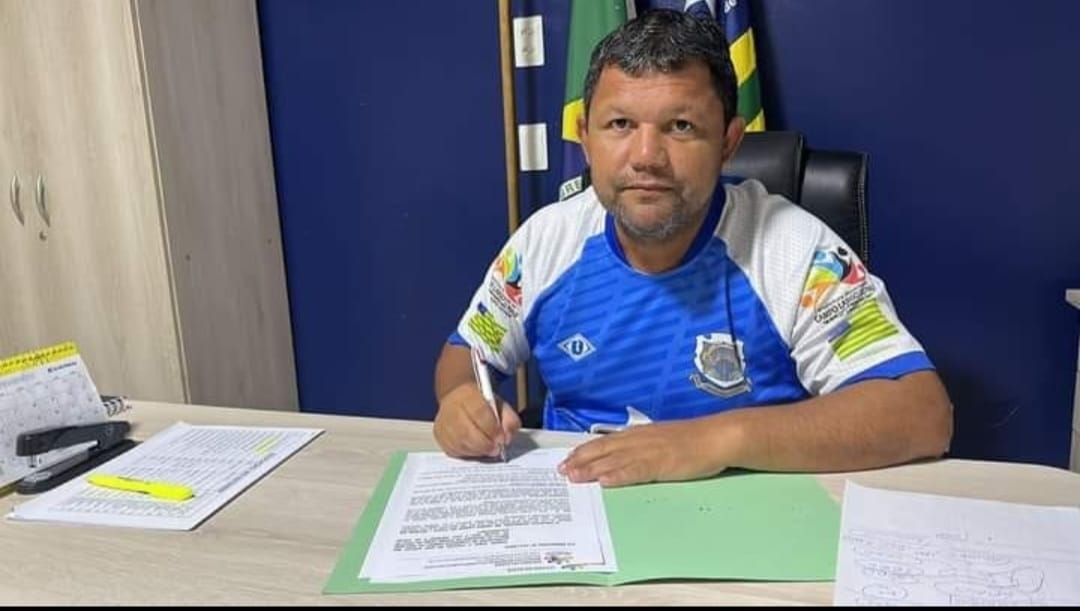 Prefeito Jairo Soares Leitão